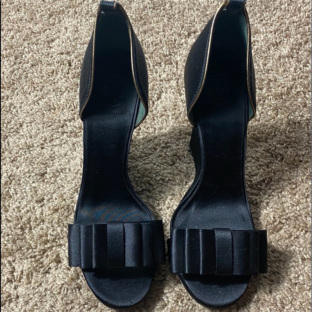 Tory Burch satin Wedge